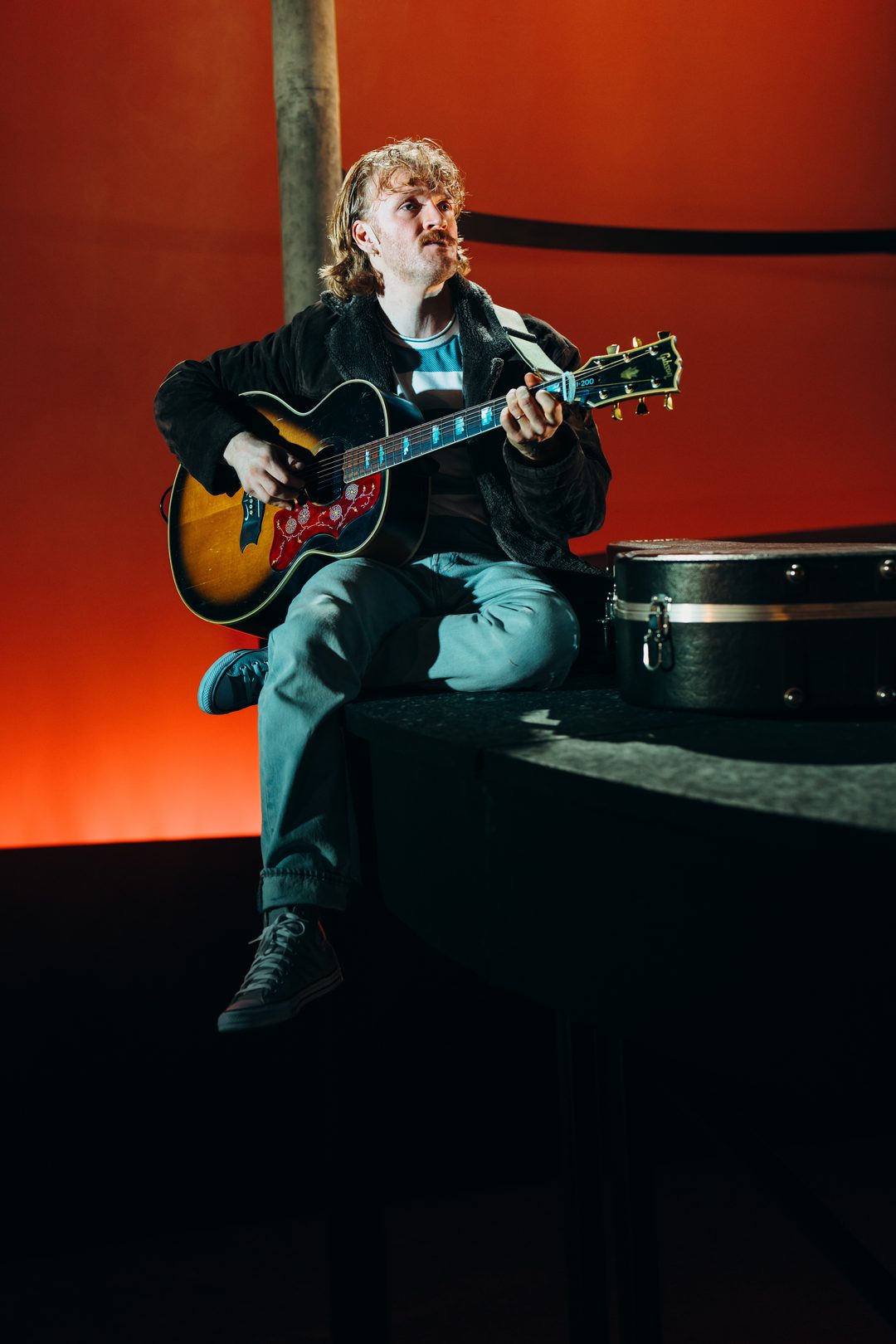 Musikken fra Haugalandet spilles live på scenen.